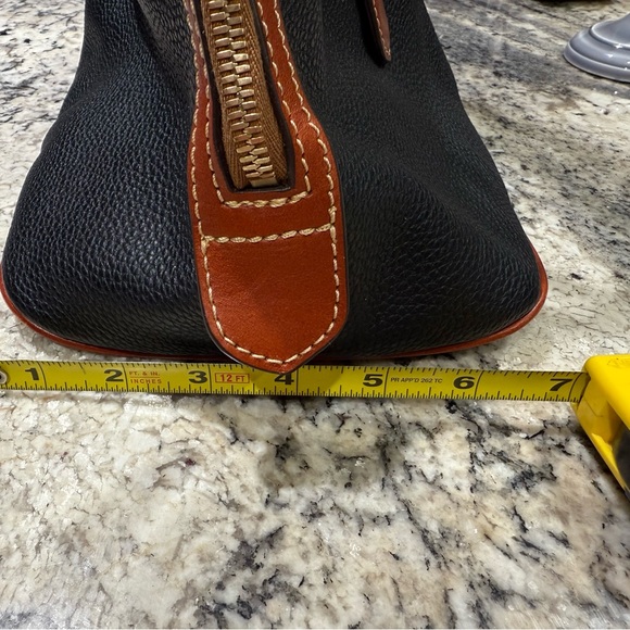 Dooney & Bourke pebble leather satchel - Picture 9 of 10